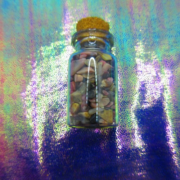Rhodonite Gemstone Chips In A Bottle Embellishments Natural Semi Precious - Picture 3 of 3